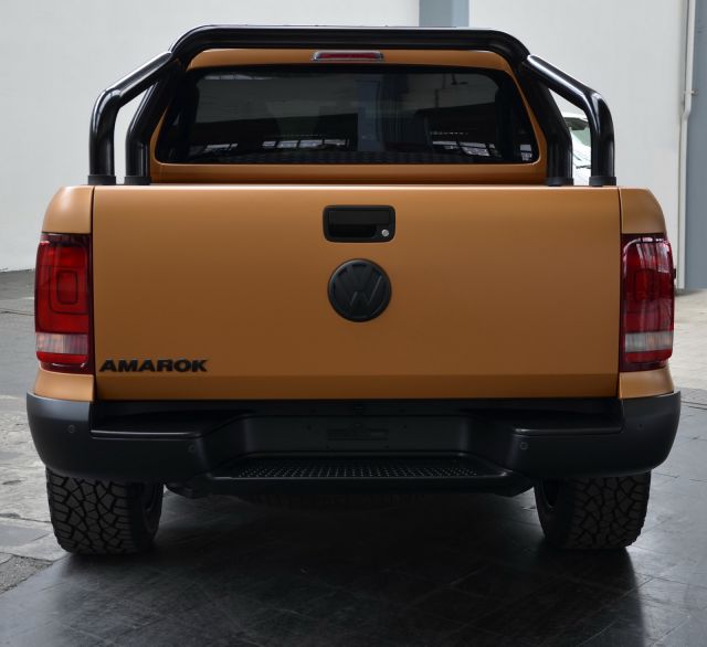 VW Amarok V8 Passion Desert rear