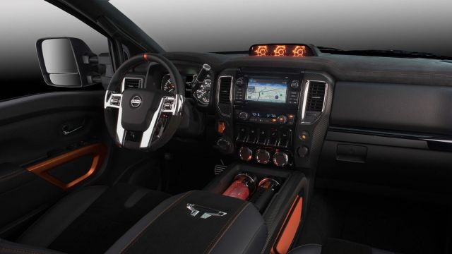 2018 Nissan Titan Warrior interior