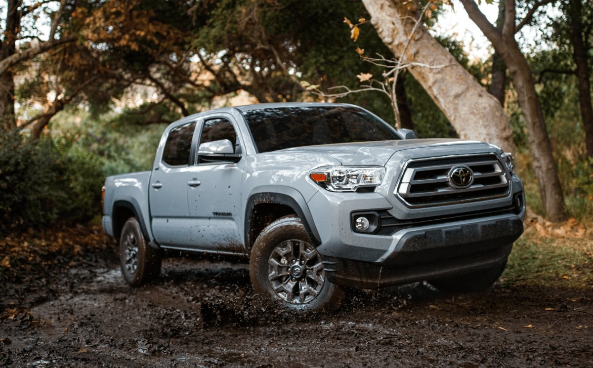 2022 Toyota Tacoma Hybrid Provides Over 30 Mpg Combined New Best Trucks 2021 2022