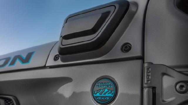 2023 Jeep Gladiator Hybrid specs