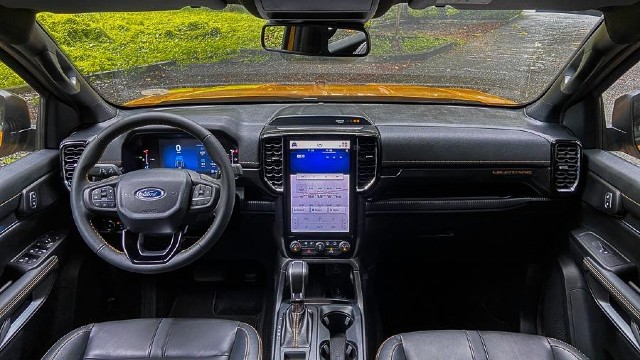 2024 Ford Ranger Lightning interior