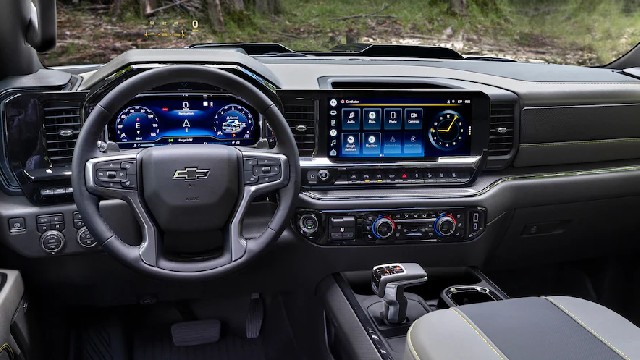 2024 Chevrolet Silverado 1500 interior